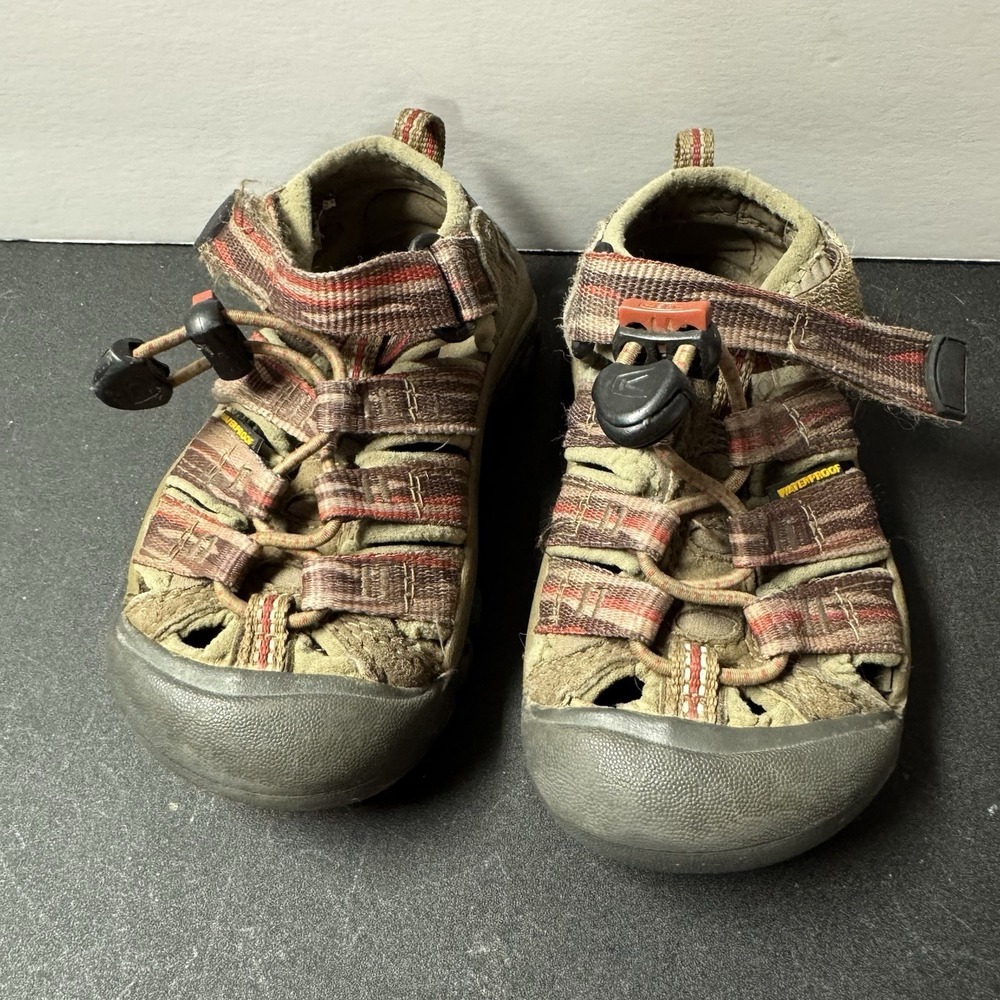 Keen Newport H2 Waterproof Washable‎ Sandals Little Kids Size 8 Brown